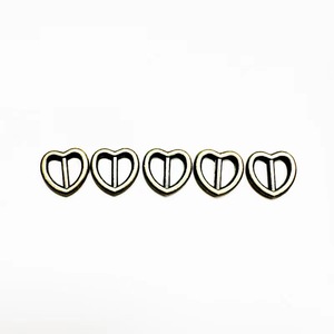 Dollhouse 5mm Heart-shaped Vertical Japanese Button Doll Clothes DIY Mini BJD Decoration Peach Heart Small Tune Button - Product Image 2