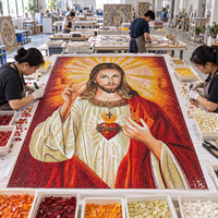 Mosaïque murale en verre fait main du Sacré-Cœur de Jésus pour la décoration murale d'hôtels, villas, spas, ou comme toile de fond d'autel d'église