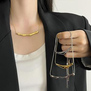Collar de metal plisado irregular para <span class=keywords><strong>mujer</strong></span>, diseño de nicho de verano, cadena para clavícula, estilo minimalista, gargantilla corta. - Product Image 6