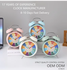 Horloge de table électronique silencieuse à quartz pour enfants, en métal, avec aiguilles, motif dessin animé, fonction alarme lumineuse et snooze, pour l'éveil éducatif - Product Image 1