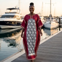 Robe longue kaftan tendance à taille cordonnée, applique médaillon, col en V, texture côtelée, longueur ras du sol, style bohème pour femme
