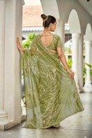 Sari en satin de créateur pour femme, orné de perles lourdes, collection élégante et fluide pour les fêtes, les fiançailles et les festivals