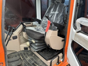 La Corée du Sud a fait l'excavatrice amphibie originale de Doosan DH220 excavatrice amphibie de bateau de 22 tonnes excavatrice amphibie vendre dans la porcelaine - Product Image 2