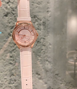 Reloj de Pulsera de Cuarzo para Mujer, de Lujo, Marca de Diseño Única, Multifuncional, de Alta Calidad, con Detalles de Diamantes Personalizados y Correa de Cerámica - Product Image 3