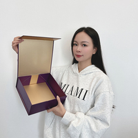 Carton de luxe avec logo personnalisé emballage pliable en papier rigide boîtes d'emballage cadeau à fermeture magnétique