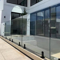 Verre trempé de luxe avec panneaux de garde-corps à canal en U 12 mm pour balcon extérieur Verre trempé haut de gamme sans cadre