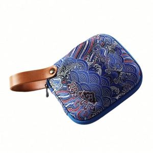 Estuche Rígido Portátil de Viaje para Juego de Té, Diseño Nuevo, EVA, Bordado Chino - Product Image 2