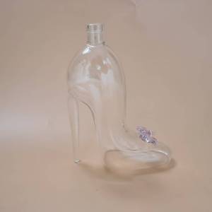 Decantador de whisky con forma de botella de vino de tacones altos, botella de vino con burbujas, botella de ron y vodka, regalo único para hermano o padre - Product Image 6