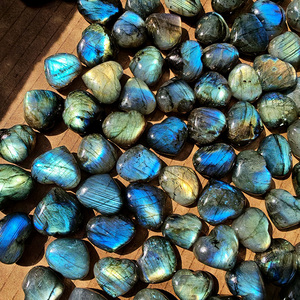 Cœurs en <span class=keywords><strong>labradorite</strong></span> naturelle de 500g, sculptures artisanales pour bijoux DIY, pierre de guérison, décoration Feng Shui - Product Image 1