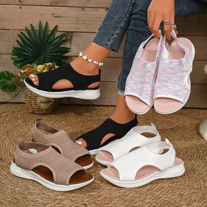 Nuevas sandalias de verano 26 de tacón bajo y grueso con puntera de boca de pez y parte superior de lona de suela gruesa, tallas grandes, estilo europeo/americano, para venta transfronteriza. - Product Image 1