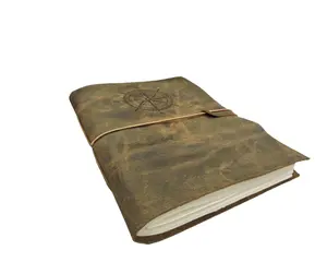 复古皮革指南针压纹个性化写作旅行日记，带棉无衬里可回收白色手工纸