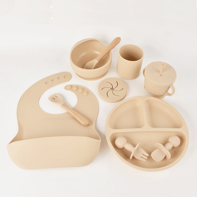 10-piece off-white tableware set