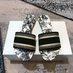 Purchase Quality Antislip Gucci Slides 