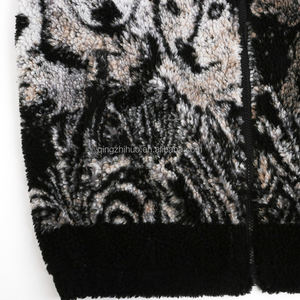 定制标志冬季可逆保暖黑狼包蓬松羽绒服批发夏尔巴西伯利亚哈士奇羊毛填充夹克 - Product Image 2