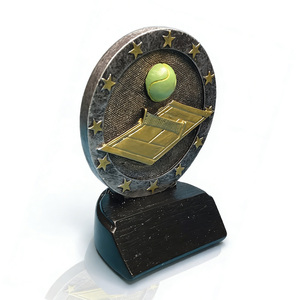 Trofeo de Tenis de Resina Personalizado de Fábrica, Moderno, Duradero, Tallado a Mano, Premio Deportivo de Honor al Deporte Deportivo - Product Image 1