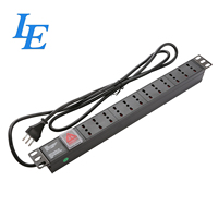 Smart 1U 19 pouces Rack Mount Protection contre les surtensions Unité de distribution d'énergie Prises 6/12 voies 10A CE ROHS Alliage d'aluminium certifié