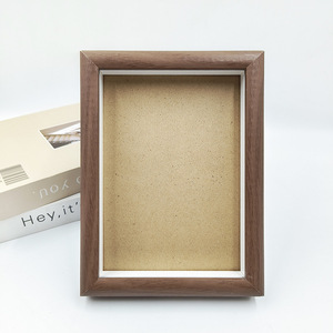Cornice Fotografica in <span class=keywords><strong>Legno</strong></span> Semplice 5, 6, 7, 8, 10 Pollici e Formati A4; Decorazione da Scrivania per <span class=keywords><strong>Foto</strong></span> Scolastiche e Lavorative, Design Cavo - Product Image 6