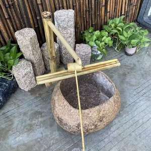 Fontaine d'eau d'extérieur en pierre naturelle, en bambou - Product Image 1