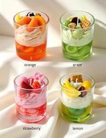 Geurstokjeskaars met fruitdessert in glazen beker, simulatie verse fruitcrème, aromatherapiekaars, huisdecoratie, bruiloftcadeau