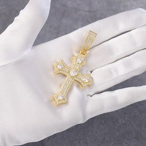 Colgante de Cruz con Diamante Moissanite VVS, Oro Sólido de 18K para Cadena Cubana, Chapado en Cobre - Product Image 6