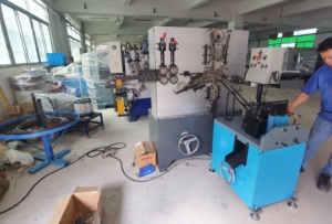 Nhập khẩu động cơ nhà máy tùy chỉnh đầy đủ tự động đặc biệt Móc áo móc máy làm - Product Image 3