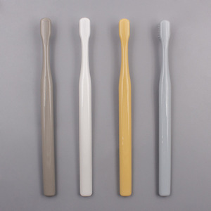 Cepillo de dientes minimalista de cerdas suaves con cabezal pequeño, de nailon, manual, para uso doméstico, para adultos, 10,79 g - Product Image 3