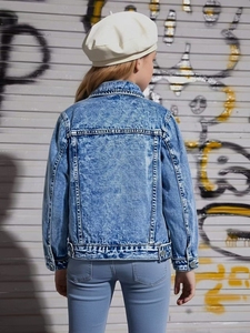 Chaqueta vaquera suave y cepillada estilo coreano para niñas, informal, para primavera y otoño, con bolsillos delanteros, venta al por mayor - Product Image 4