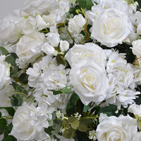 Centre de table floral artificiel vintage exquis avec verdure et boule de fleurs blanches pour mariage, demande en mariage et décoration de table de fête