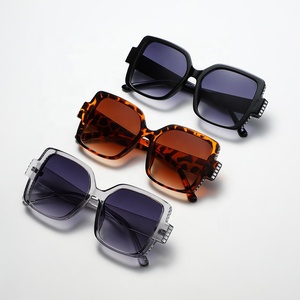 New Trendy Designer Fashion Retro Classic Square Shades Women Oversized <b>Sunglasses</b> 2022 - Product Image 2