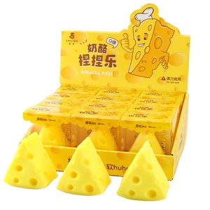 Juguetes Antiestrés al por Mayor, <span class=keywords><strong>Cubo</strong></span> de Queso <span class=keywords><strong>Triangular</strong></span> Elástico de Goma TPR, Juguete Sensorial Suave y Blandito para Niños, Alivio de la Ansiedad - Product Image 1