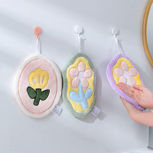 Serviettes pour les mains en velours corail, motif dessin animé mignon, petites serviettes rondes, tissus épais, serviettes brodées, multifonctions, super douces - Product Image 2