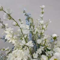 DKB Nouvelle Boule de fleurs artificielle en soie de 60 cm, blanche et bleue, grande boule de fleurs artificielle pour centre de table de mariage