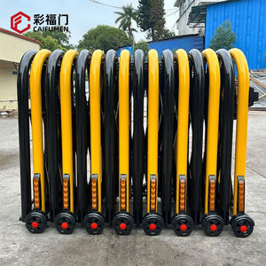 प्रदर्शनी मॉल के लिए पहियों के साथ उच्च गुणवत्ता वाले टेलीस्कोपिक गार्ड आइसोलेशन गेट चल रिट्रेटेबल ट्रैफिक बैरियर - Product Image 4