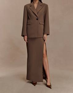 Blazer Oversize de Terciopelo Tejido con Bordado - Marrón Cacao - Product Image 3