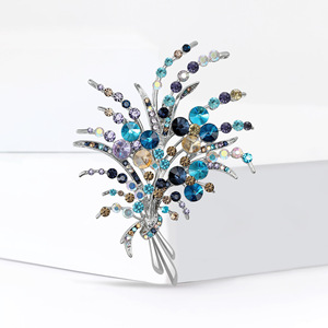 Broche de luxe en alliage haut de gamme, incrustée de strass brillants, élégante épingle de revers florale, accessoires de bijouterie pour vêtements féminins - Product Image 3