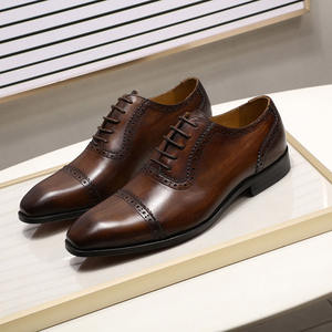 Chaussures en cuir d'affaires hommes haut de gamme en cuir véritable bout pointu affaires formelles britannique Oxford chaussures avec lacets Style rétro - Product Image 2