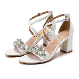 Taglie 35-43 scarpe da sposa per <span class=keywords><strong>donna</strong></span> bianco tacchi alti per <span class=keywords><strong>donna</strong></span> <span class=keywords><strong>donna</strong></span> <span class=keywords><strong>sandali</strong></span> estivi con <span class=keywords><strong>tacco</strong></span> da sposa abito da sposa spesso - Product Image 2