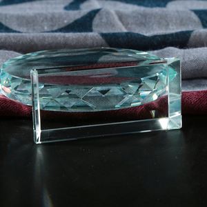 Trophée en cristal K9 vierge en gros de l'usine de Pujiang, trophée en verre personnalisé gravé au laser 3D - Product Image 4