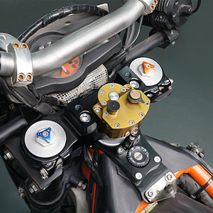 NICECNC pour <span class=keywords><strong>KTM</strong></span> <span class=keywords><strong>690</strong></span> ENDURO R Support de Fixation de l'Amortisseur de Direction pour <span class=keywords><strong>KTM</strong></span> <span class=keywords><strong>690</strong></span> ENDURO/R 2012 2013 2014 2015 <span class=keywords><strong>2016</strong></span> 2017 2018 - Product Image 2