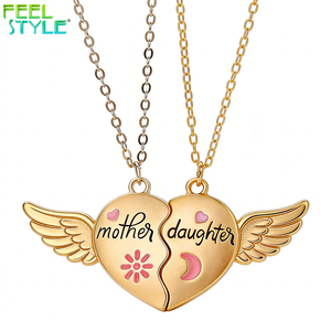 Collana con Ciondolo a Cuore e Ali d'Angelo in Ottone Placcato Oro 18K, Gioiello Romantico, Regalo per Madre e <span class=keywords><strong>Famiglia</strong></span> - Product Image 1