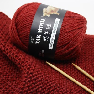 Yak Cachemira Hilo de lana de 3 hebras Reciclado y teñido Tejido a mano Suéter grueso Abrigo Bufanda de ganchillo Sombrero Fábrica Venta al por mayor Lana - Product Image 5