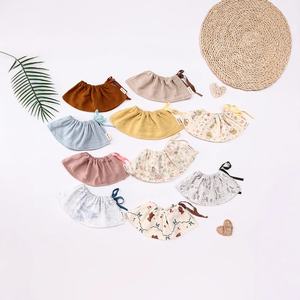 Vente en gros usine/OEM Bavoir <span class=keywords><strong>pour</strong></span> bébé en gaze de pur coton, style automne-hiver, à nouer, double face, <span class=keywords><strong>pour</strong></span> bébé d'un an - Product Image 2