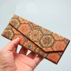 Estuche Rígido para Gafas de Sol con Diseño de Totem, Plegable y Triangular, para Hombre y Mujer, Venta al Por Mayor - Product Image 5