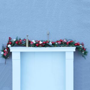 Guirlandes <span class=keywords><strong>de</strong></span> Noël en cèdre et pin <span class=keywords><strong>de</strong></span> 6 pieds, guirlande <span class=keywords><strong>de</strong></span> verdure réaliste pour la table, le mur, les décorations <span class=keywords><strong>de</strong></span> Noël intérieures et extérieures - Product Image 3