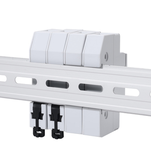 Portafusibles Solares Fotovoltaicos de 1000V 32A con Indicador Luminoso, Montaje en Riel DIN, para Caja Combinadora Fotovoltaica y Protección de Inversores - Product Image 6