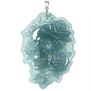 Pendentif crâne en jadéite bleu eau naturelle de qualité A, serti d'argent S925 de qualité glace avec jade, design hip-hop sombre unique - Product Image 4