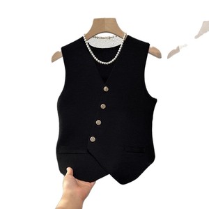 Col <span class=keywords><strong>en</strong></span> v tricoté irrégulier sans manches <span class=keywords><strong>gilet</strong></span> femmes 2024 été nouveau style étranger <span class=keywords><strong>gilet</strong></span> haut court respirant 120 - Product Image 5