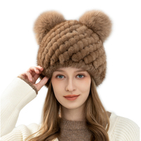 Damen Wollmischung Handbestickte Gestrickte Mütze mit Nerz- & Fuchsfell-Bommel für Reisen und als Geschenk