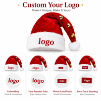 Chapeau de Père Noël personnalisé avec clochettes, chapeau de Noël en peluche douce pour les promotions de Noël, avec styles et couleurs variés et logo personnalisé