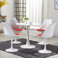 Offre Spéciale petite table à manger moderne ensemble 4 chaises Table à manger ronde bon marché avec 4 chaises pour restaurant